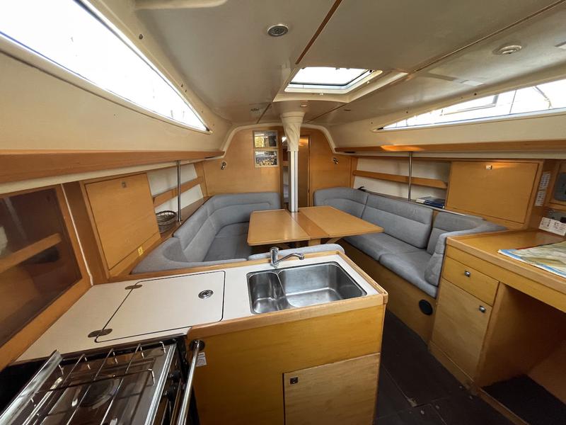 Book yachts online - sailboat - Elan 340 - Four Winds - rent