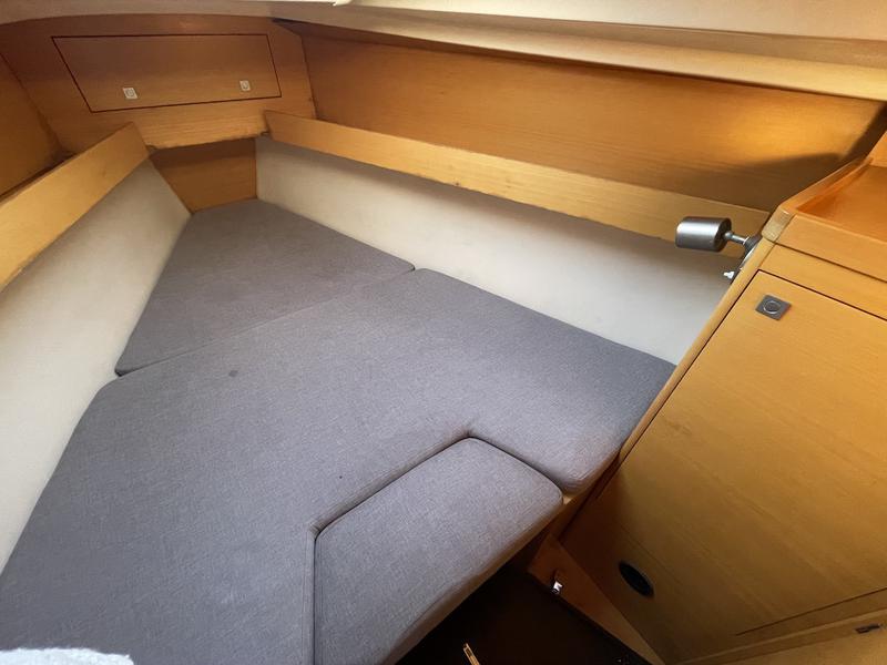 Book yachts online - sailboat - Elan 340 - Four Winds - rent