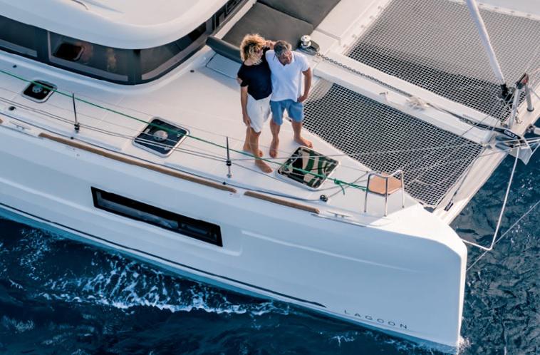 Book yachts online - catamaran - Lagoon 40 (2022) - CA101 New Boat 2022 - rent