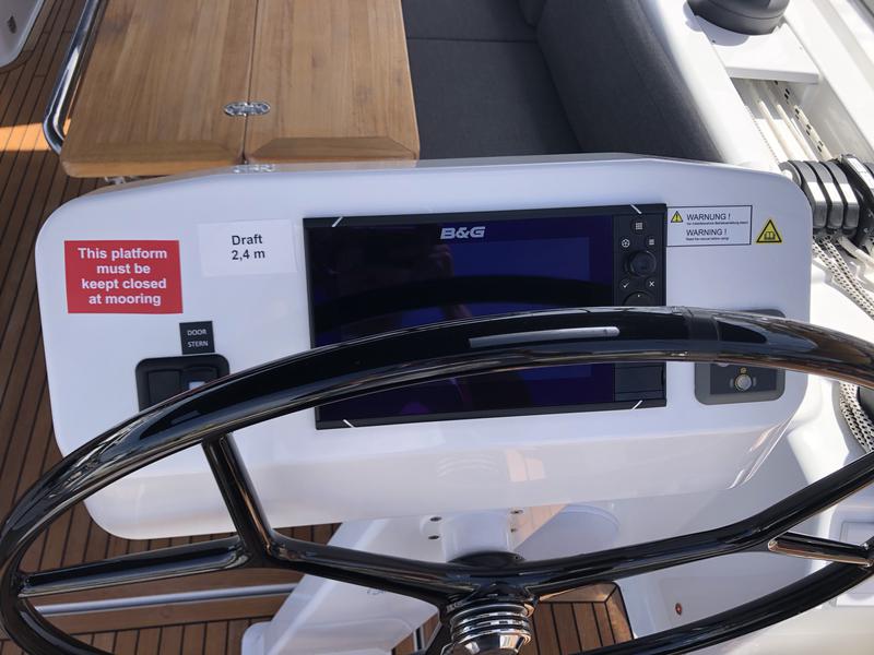 Book yachts online - sailboat - Hanse 508 - Lady Aga - rent