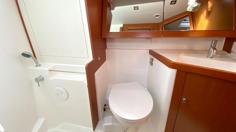 Book yachts online - sailboat - Oceanis 41 - Noah - rent