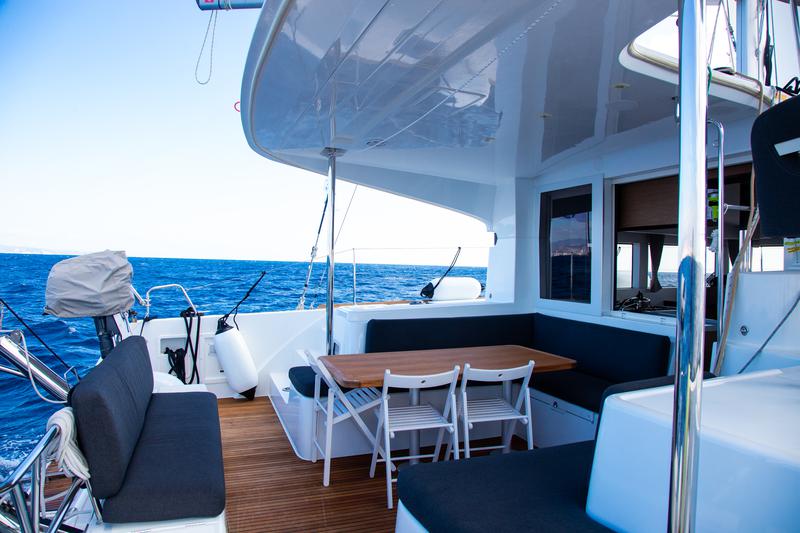 Book yachts online - catamaran - Lagoon 40 - Lea - rent