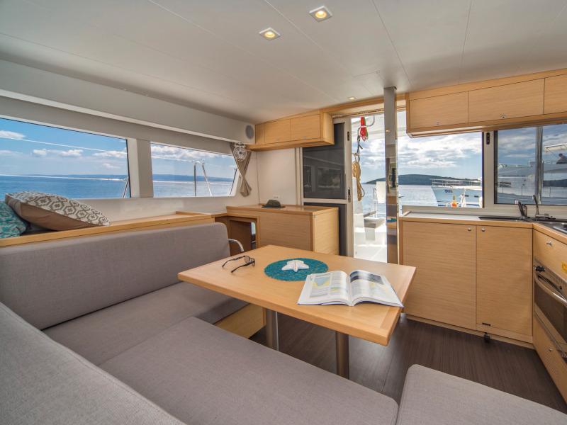 Book yachts online - catamaran - Lagoon 39 - Allimac - rent