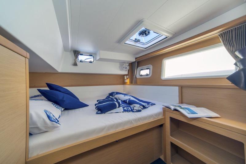 Book yachts online - catamaran - Lagoon 39 - Allimac - rent