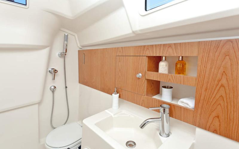 Book yachts online - sailboat - Hanse 315 - Nautilus - rent