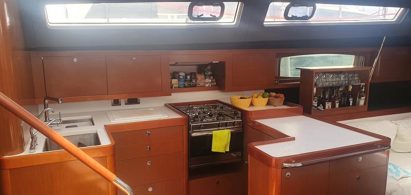 Book yachts online - sailboat - Oceanis 60 - Ultreya - rent