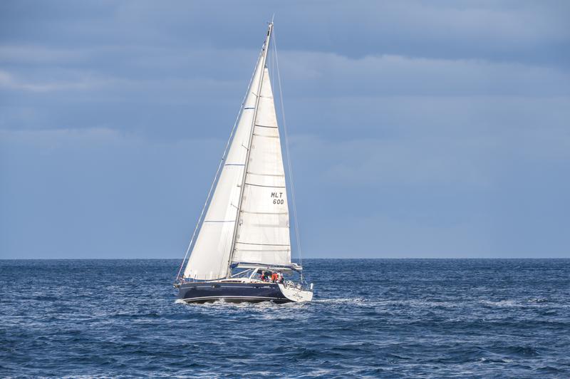 Book yachts online - sailboat - Oceanis 60 - Ultreya - rent