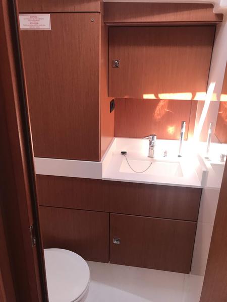 Book yachts online - sailboat - Bavaria C45 Holliday - Barbara - rent