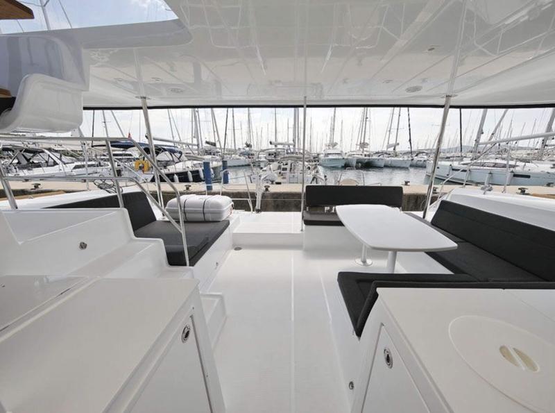 Book yachts online - catamaran - Lagoon 450 Sport - I Love Anna - rent