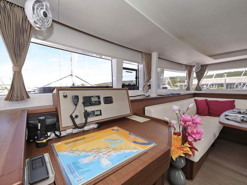 Book yachts online - catamaran - Lagoon 450 Sport - I Love Anna - rent