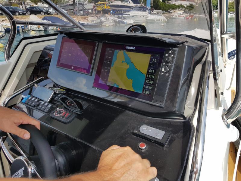 Book yachts online - motorboat - Joker Clubman 35 - JOKER BOAT CLUBMAN 35 - rent