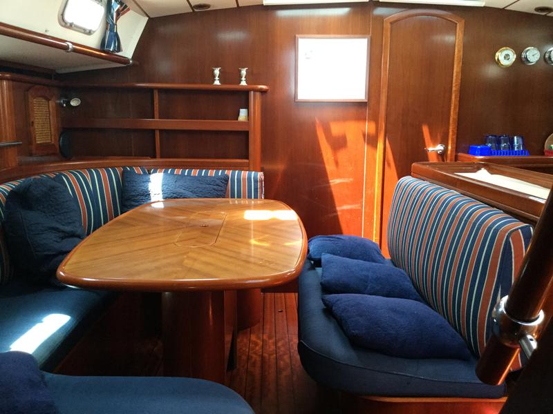 Book yachts online - sailboat - Beneteau 50 - Tetina - rent