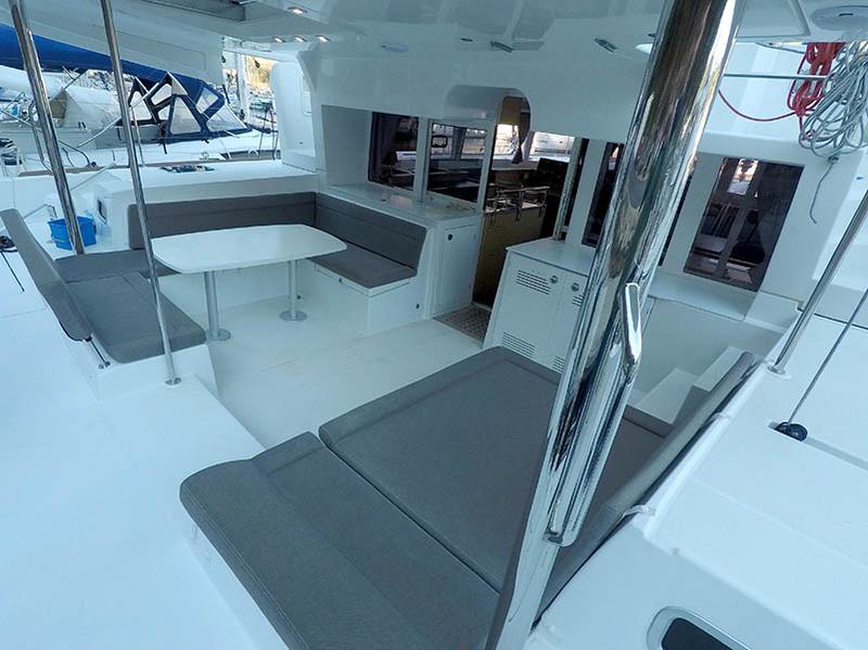 Book yachts online - catamaran - Lagoon 450 - Saelma - NEW IN FLEET (2 x Bowthruster) - rent