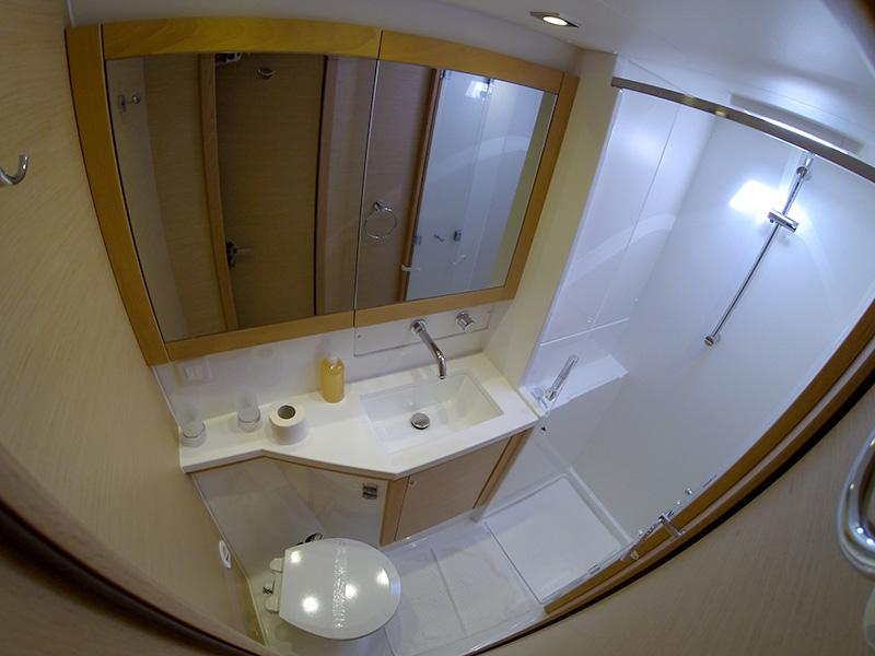 Book yachts online - catamaran - Lagoon 450 - Saelma - NEW IN FLEET (2 x Bowthruster) - rent