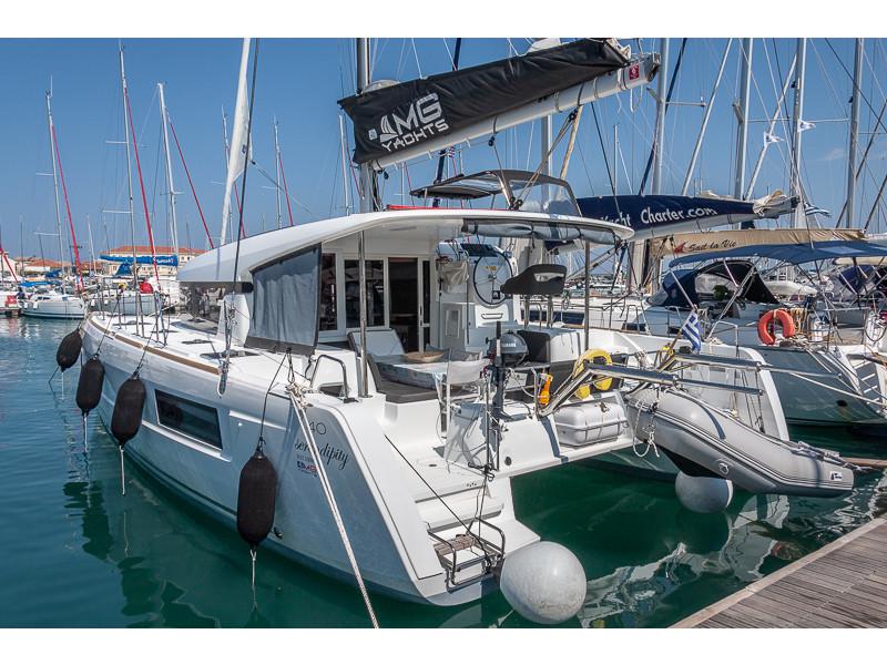 Book yachts online - catamaran - Lagoon 40 - Serendipity - rent