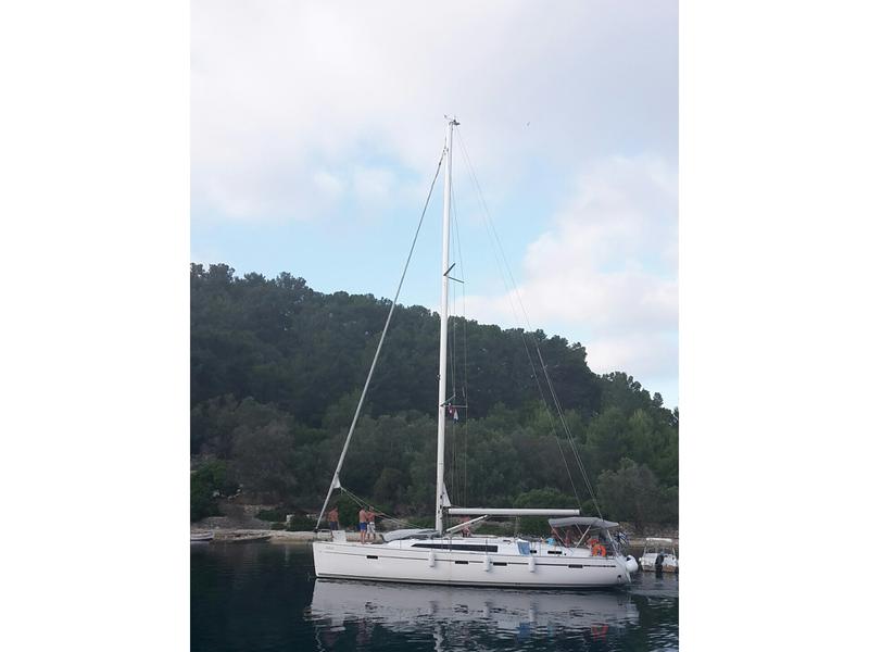 Book yachts online - sailboat - Bavaria Cruiser 51 - Alice - rent