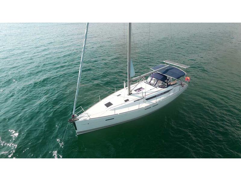 Book yachts online - sailboat - Sun Odyssey 439 - Lucky 7 - Refit 2020 - rent