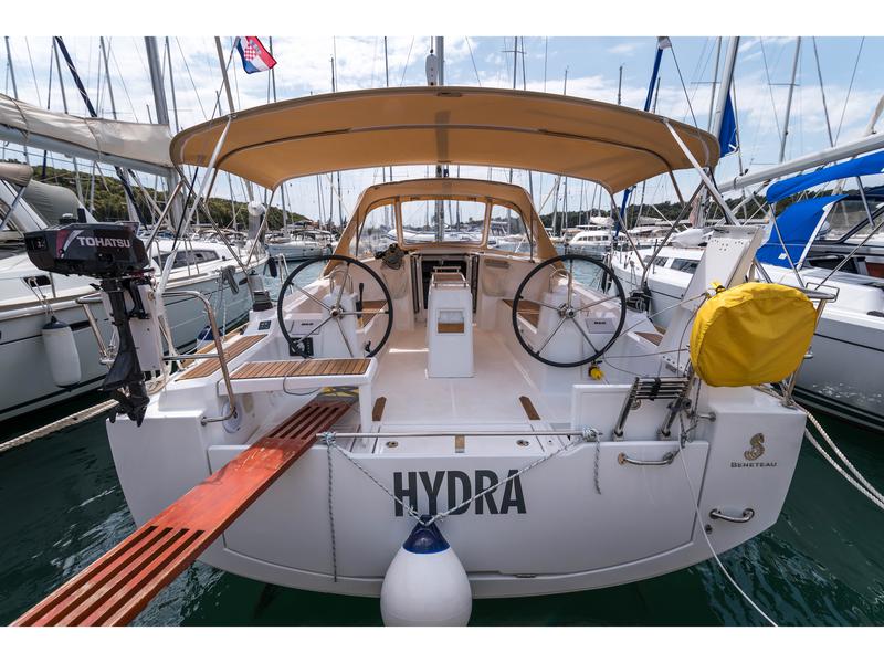 Book yachts online - sailboat - Oceanis 38.1 - Hydra - rent