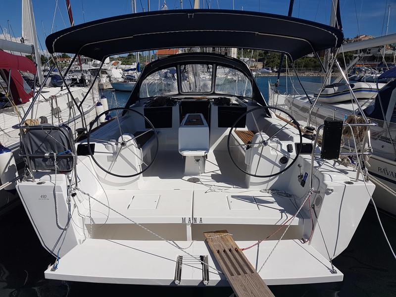 Book yachts online - sailboat - Dufour 410 Grand Large - Mana - rent