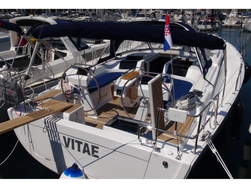 Book yachts online - sailboat - Hanse 455 - Vitae - rent