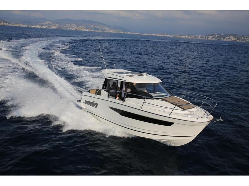 Book yachts online - motorboat - Jeanneau Merry Fisher 895 - Jeanneau Merry Fisher 895 - rent