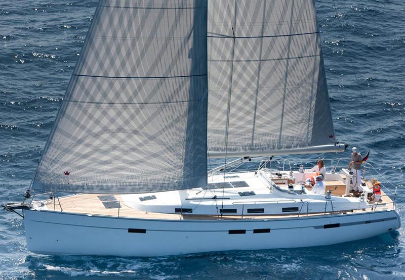 Book yachts online - sailboat - Bavaria 45 BT '12 - Figaro - rent