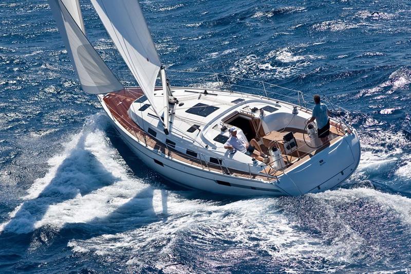 Book yachts online - sailboat - Bavaria 40 BT '13 - Perun - rent