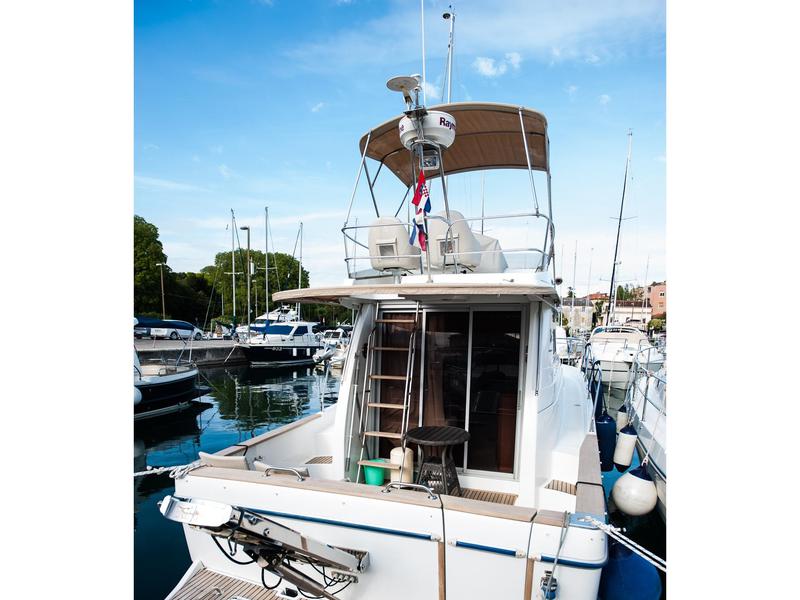 Book yachts online - motorboat - Antares 10.80 - Matija with A/C - rent