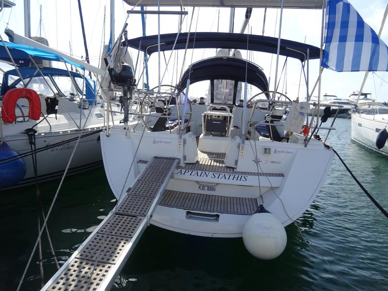 Book yachts online - sailboat - Sun Odyssey 49 - Captain Stathis/Refitted 2016 - rent