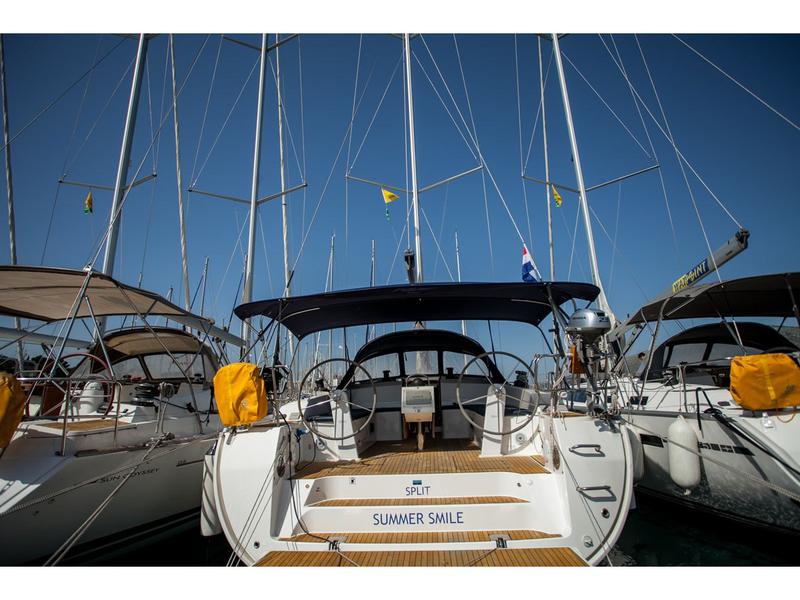 Book yachts online - sailboat - Bavaria Cruiser 51 - Summer Smile - rent