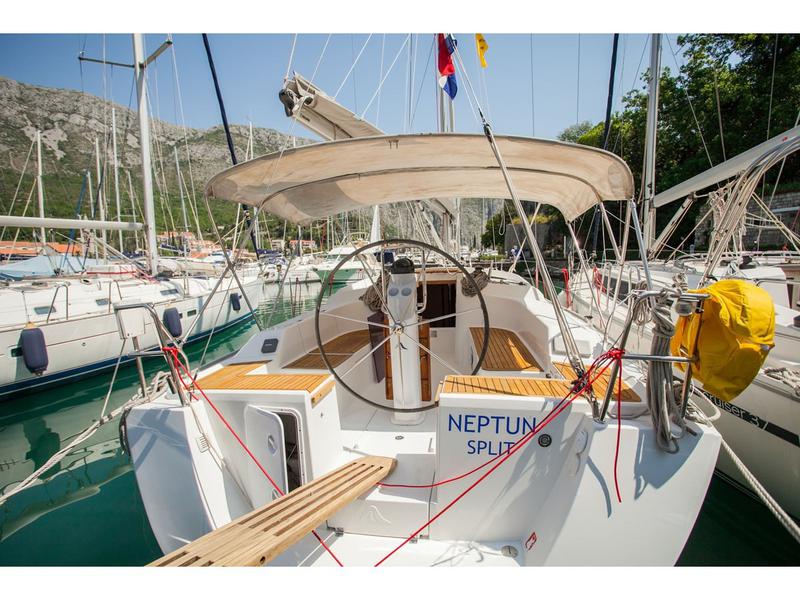 Book yachts online - sailboat - Hanse 355 - Neptun - rent