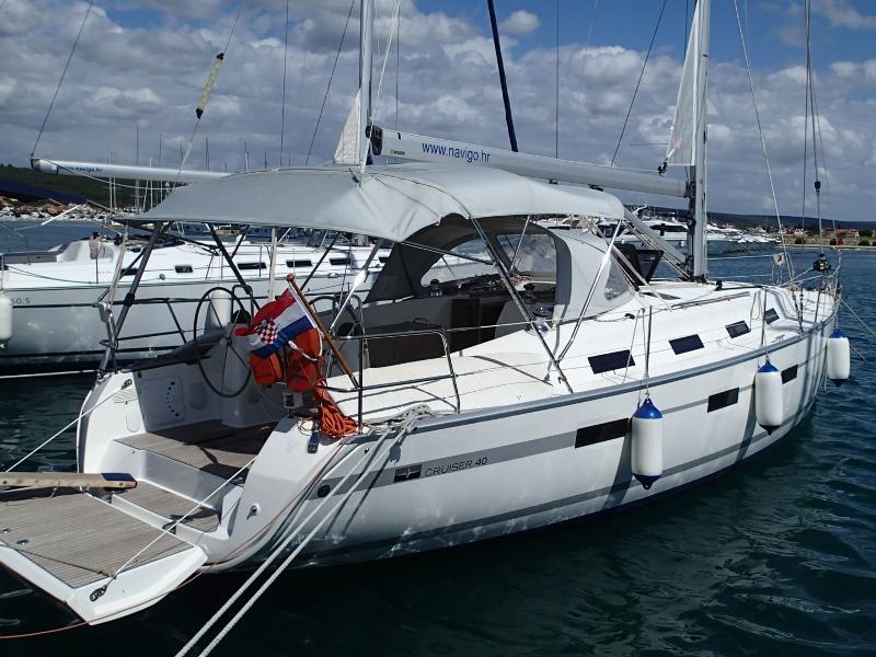 Book yachts online - sailboat - Bavaria 40 Cruiser. - Mojito - rent