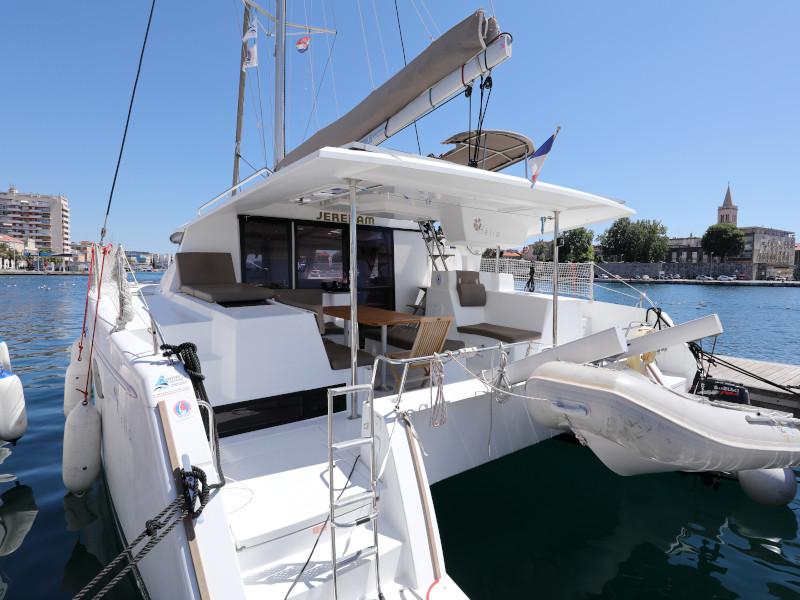 Book yachts online - catamaran - Helia 44 - Jeredam - rent