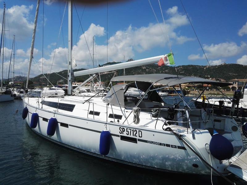Book yachts online - sailboat - Bavaria Cruiser 51 - Nora - rent