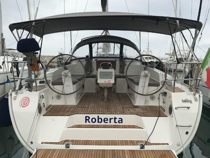 Book yachts online - sailboat - Bavaria Cruiser 46 - Roberta - rent