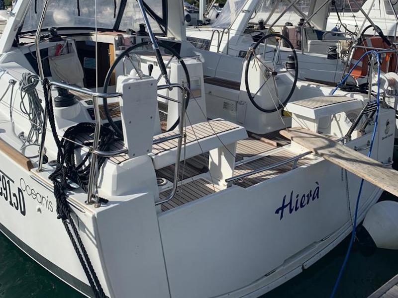 Book yachts online - sailboat - Oceanis 35.1 - Hierà - rent
