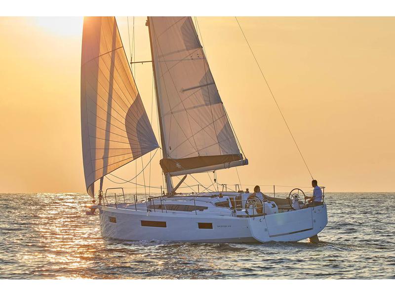 Book yachts online - sailboat - Sun Odyssey 410 - Sea Breeze - rent