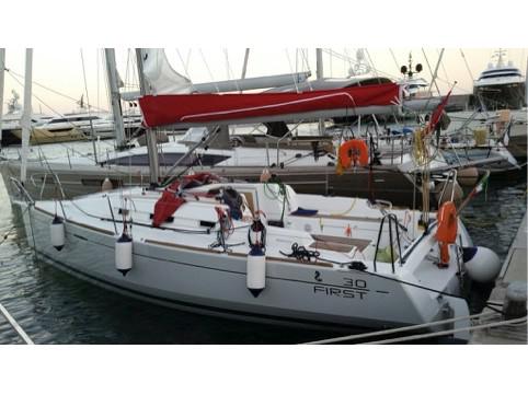 Book yachts online - sailboat - First 30 - Rossa Marina - Standard line - rent