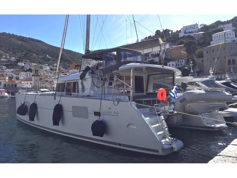 Book yachts online - catamaran - Lagoon 400 - Tramontana - rent