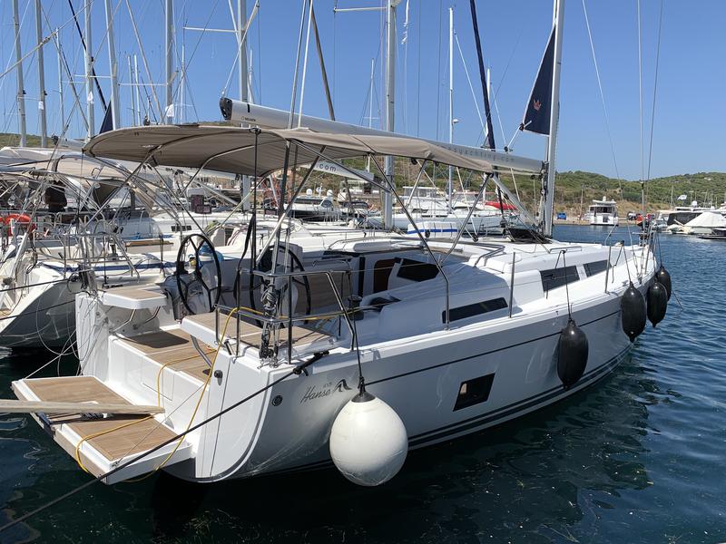 Book yachts online - sailboat - Hanse 418 - Shrimp - rent
