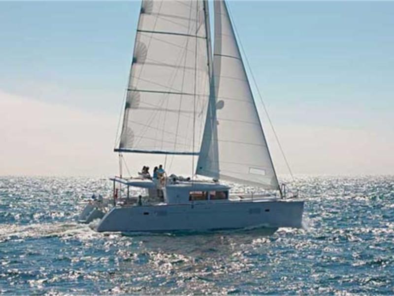 Book yachts online - catamaran - Lagoon 450F - SoulMate - rent