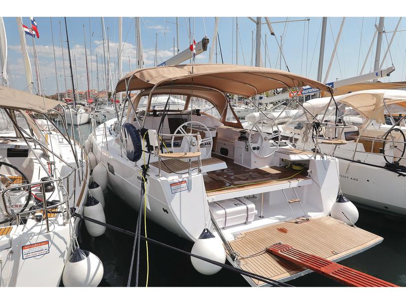 Book yachts online - sailboat - Elan  50 Impression - Abena - rent