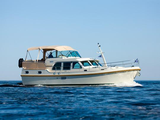 Book yachts online - motorboat - Linssen GS 40.9 AC - WaterLine - rent