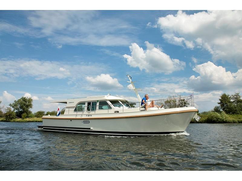Book yachts online - motorboat - Linssen Grand Sturdy 40.0 Sedan - Liberty - rent