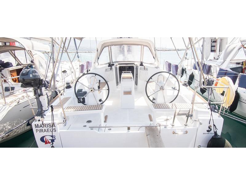 Book yachts online - sailboat - Oceanis 38.1 - MARISA - rent