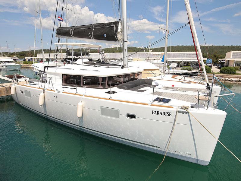 Book yachts online - catamaran - Lagoon 450 F - PARADISE Air condition salon+cabins generator watermaker - rent