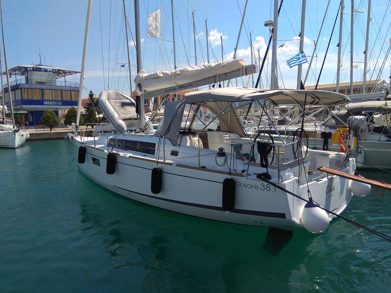 Book yachts online - sailboat - Oceanis 38.1 - Elisa - rent
