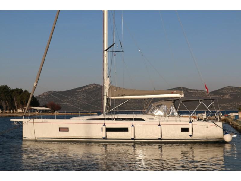 Book yachts online - sailboat - Oceanis 51.1 First Line - Pisces - rent