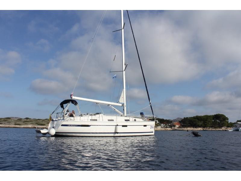 Book yachts online - sailboat - Bavaria 36 Cruiser - OKA - rent