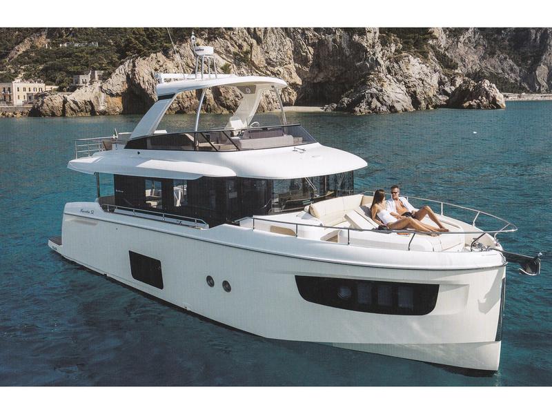 Book yachts online - motorboat - Navetta 52 - OUTBACK  - rent